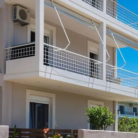 Lefkada City Elegance Apartment アパート *